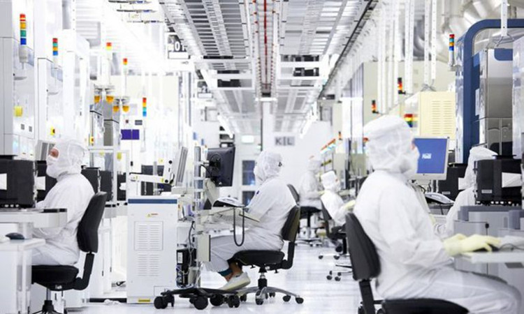 格瑞普異形電池生產(chǎn)車(chē)間 格瑞普異形電池生產(chǎn)車(chē)間