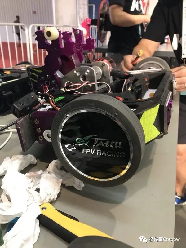 大灣區(qū)數(shù)智競技格斗機器人大賽 大灣區(qū)數(shù)智競技格斗機器人大賽